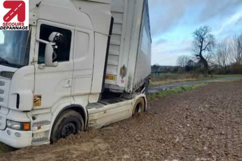 Dépannage tous véhicules (voiture, camion) embourbé ou enlisé